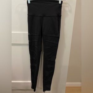 Black Lululemon Leggings w/ Mesh Detail